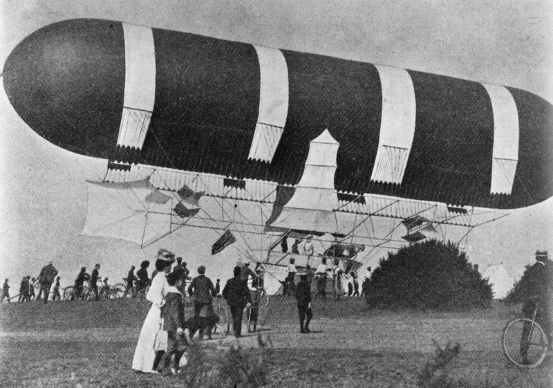 Illustration for article titled The Strangest Hot-Air Balloons To Ever Grace The Skies